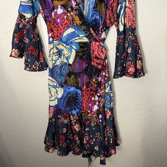 Johny Was patchwork floral print 3/4 bell sleeve true wrap dress tulip skirt - Picture 4 of 10